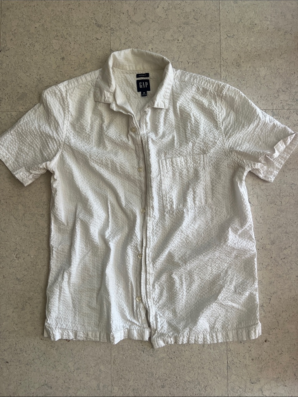 GAP White Short Sleeve Seersucker Button-Down Shirt